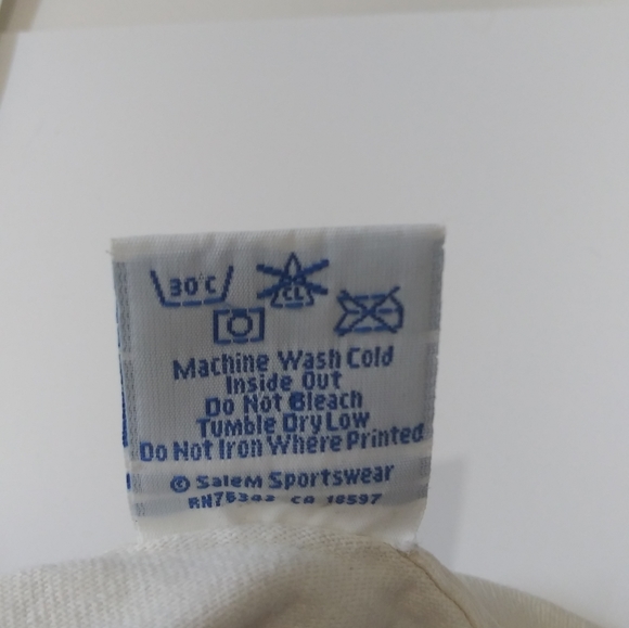 1996 SKYBOX MICHAEL JORDAN t shirt - Picture 3 of 13